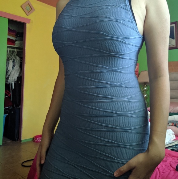 Windsor dress - Picture 3 of 3